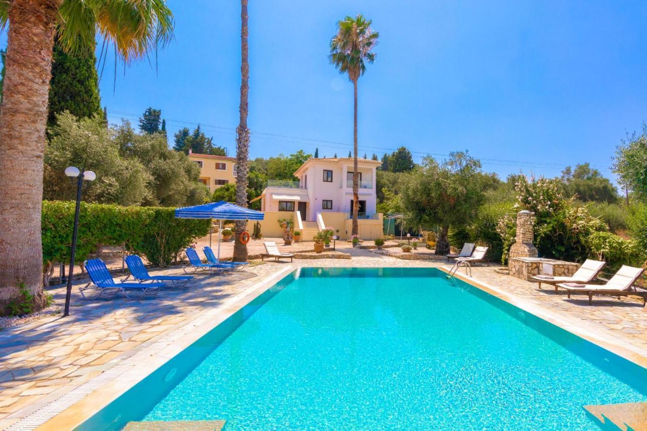 Villa Lianolia Περίθεια Εξωτερικό φωτογραφία