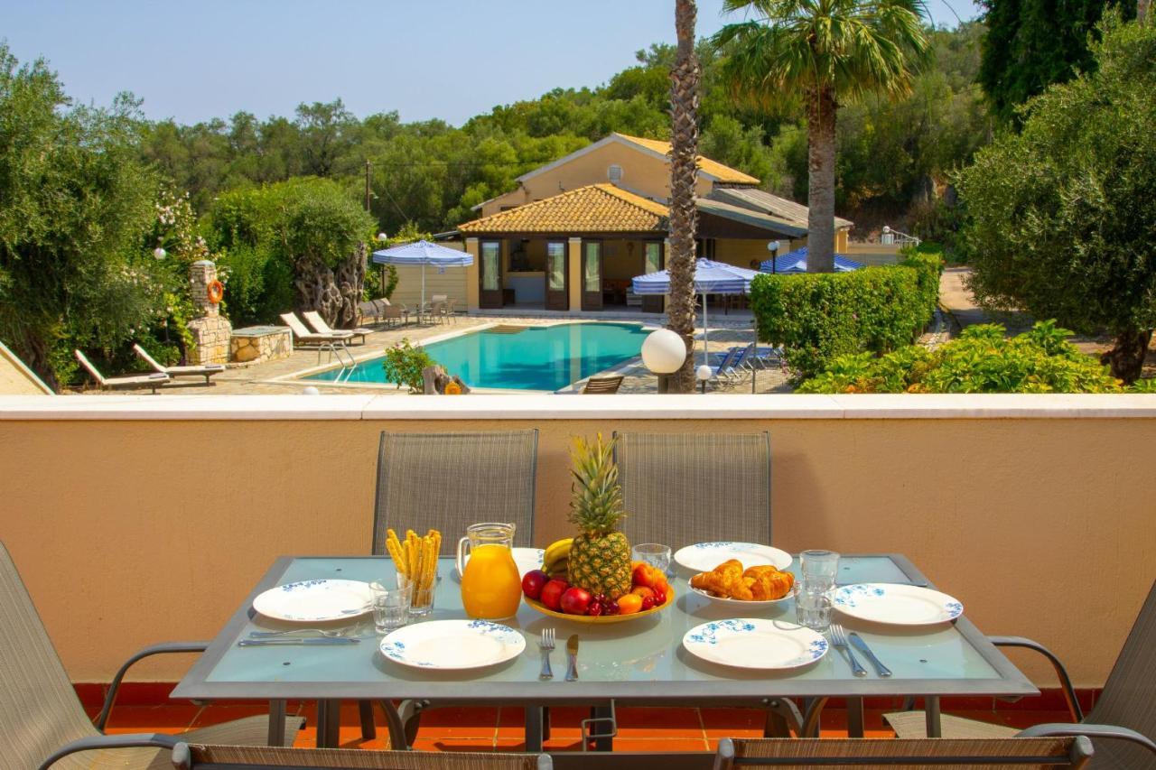 Villa Lianolia Περίθεια Εξωτερικό φωτογραφία
