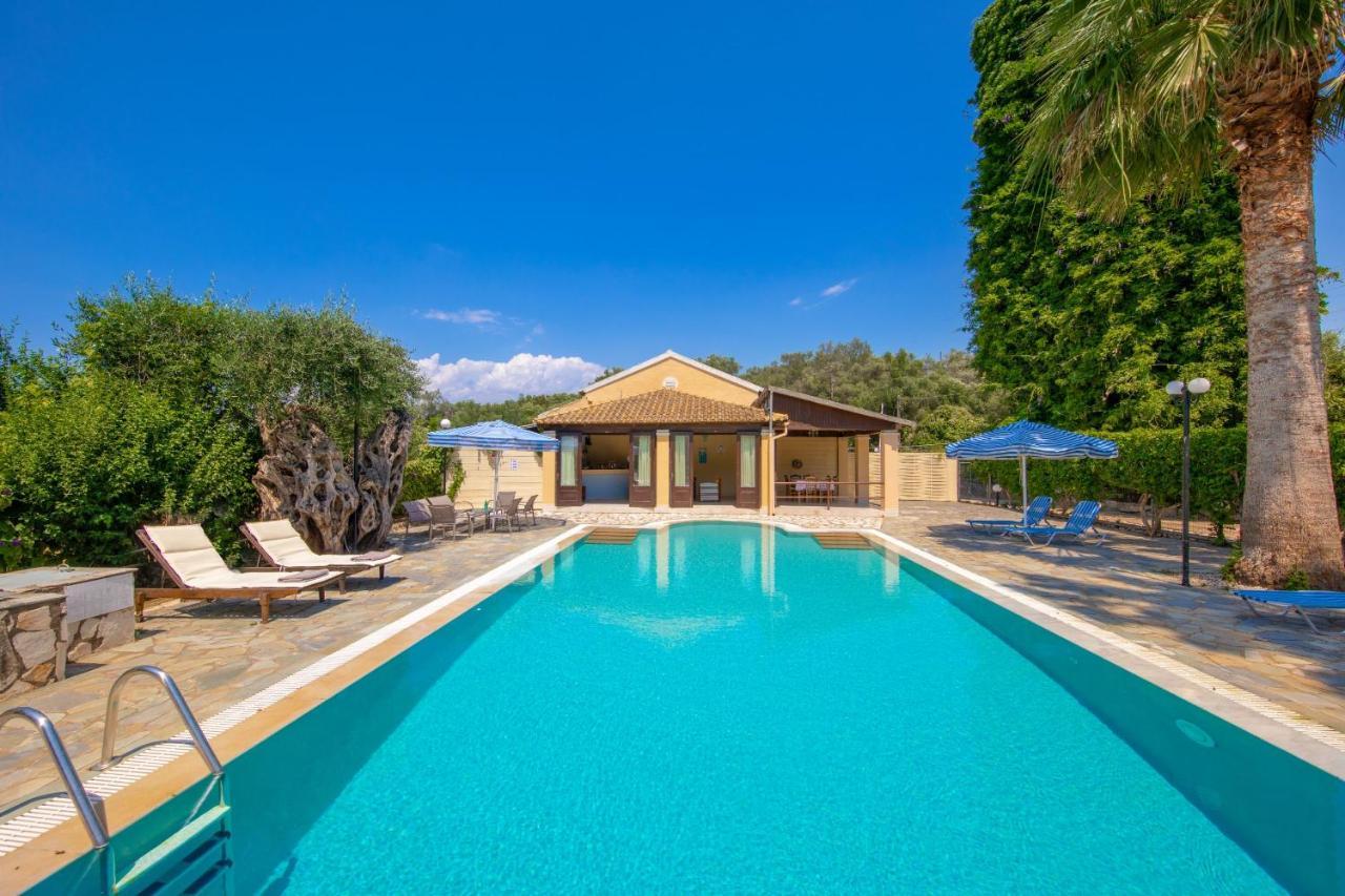Villa Lianolia Περίθεια Εξωτερικό φωτογραφία